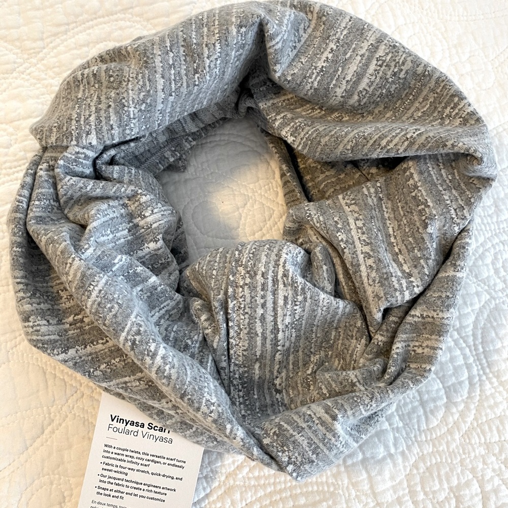 Lululemon Athletica Vinyasa Scarf Nulu
